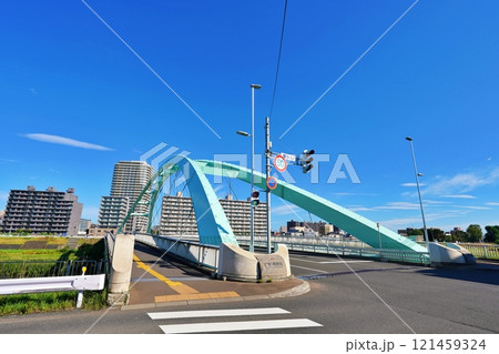 北海道札幌市 水穂大橋の風景 121459324