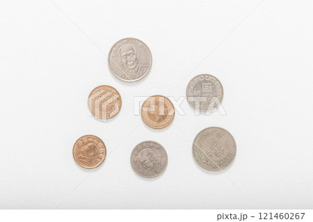 台湾元　Taiwanese yuan 121460267