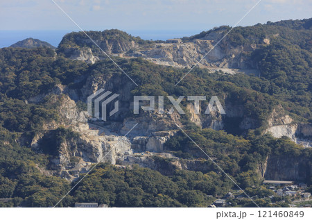 高松市庵治町、高級石材庵治石の石切場 121460849