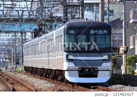 【東京メトロ】13000系（東武スカイツリーライン：春日部〜一ノ割） 121462427