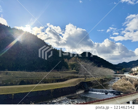 晴れた日の阪内川上流 晴れた日の阪内川上流 121462542