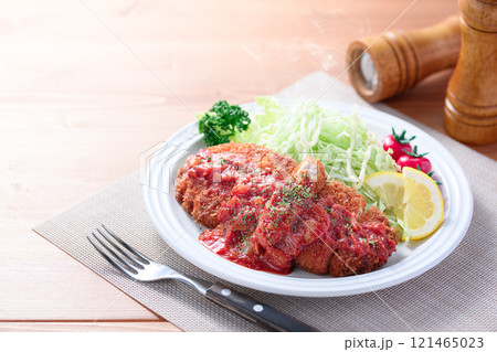 トンカツのトマトソース仕立て トンカツのトマトソース仕立て 121465023