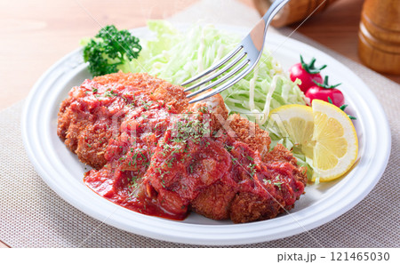 トンカツのトマトソース仕立て トンカツのトマトソース仕立て 121465030