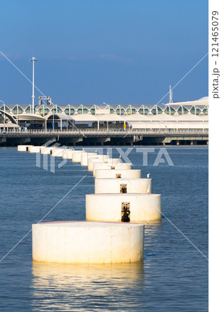 突堤 波止 桟橋 121465079