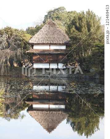 岡山県津山市にある回遊式日本庭園「衆楽園」：風月軒 121469413