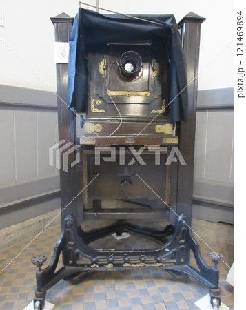 大正から昭和初期にかけて写真館で使用されたプロ用木製カメラ「アンソニー型スタジオ用カメラ」 121469894