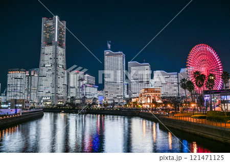 横浜みなとみらいの夜景 横浜みなとみらいの夜景 121471125