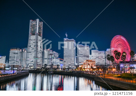 横浜みなとみらいの夜景 横浜みなとみらいの夜景 121471156