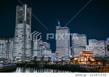 横浜みなとみらいの夜景 横浜みなとみらいの夜景 121471159