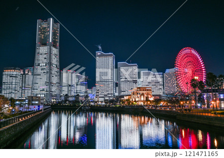 横浜みなとみらいの夜景 横浜みなとみらいの夜景 121471165