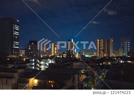 雲のない夜の街 雲のない夜の街 121474223