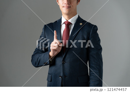 ミドル男性　弁護士　ポイント 121474457