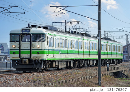 信越本線　前川－宮内　JR東日本　115系　N12編成（新潟） 121476267