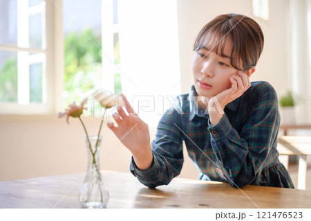 女性ポートレート 女性ポートレート 121476523