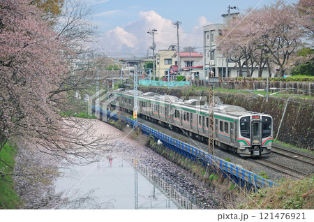 仙山線　北山形－山形　JR東日本　E721系（仙台） 121476921