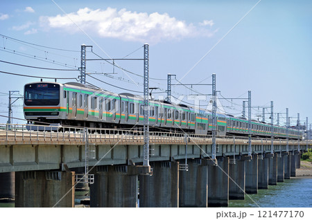 東海道本線　茅ヶ崎－平塚　JR東日本　E231系1000番台　K-11編成（国府津） 121477170