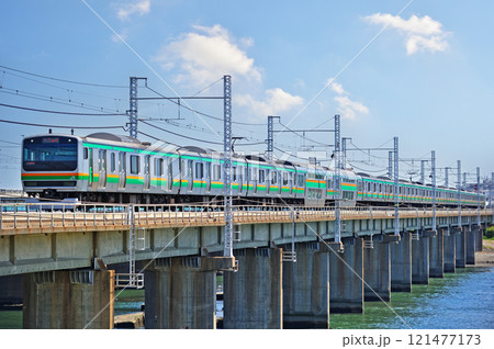 東海道本線　茅ヶ崎－平塚　JR東日本　E231系1000番台　K-18編成（国府津） 121477173