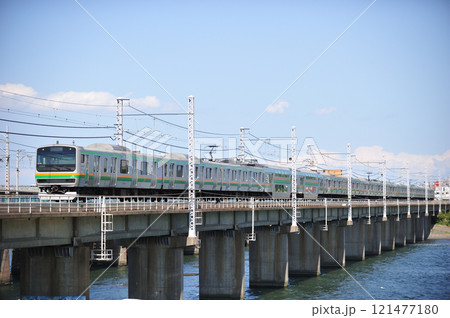 東海道本線　茅ヶ崎－平塚　JR東日本　E231系1000番台　K-02編成（国府津） 121477180