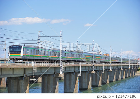 東海道本線　茅ヶ崎－平塚　JR東日本　E233系3000番台　E08編成（国府津） 121477190