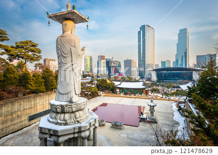 Skyline of downtown Seoul, South Korea from bongeunsa temple Skyline of downtown Seoul, South Korea from bongeunsa temple 121478629