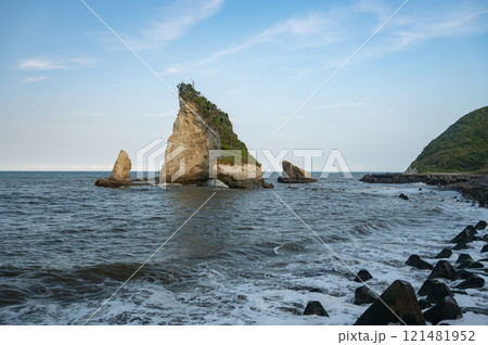 【千葉】津々ヶ浦の夫婦岩 121481952