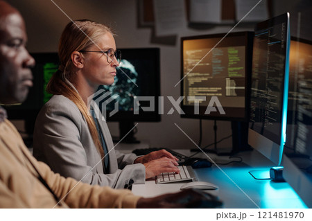 Typing on keypad while decoding data 121481970