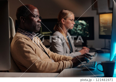 Serious African American IT engineer 121481971
