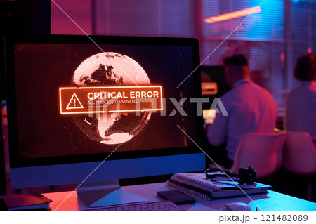 Computer screen showing critical error 121482089