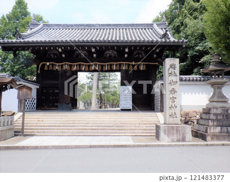 京都市伏見区に鎮座する御香宮神社 121483377