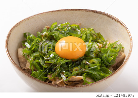 ねぎたま　焼肉丼（豚肉） 121483978