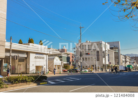 京都市北区　烏丸北大路周辺の街並み 121484008