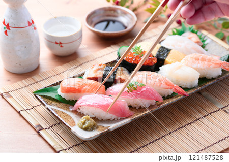 にぎり寿司 121487528