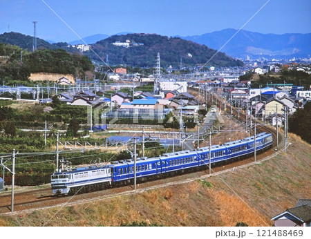 東海道本線を走るお座敷 東海道本線を走るお座敷 121488469