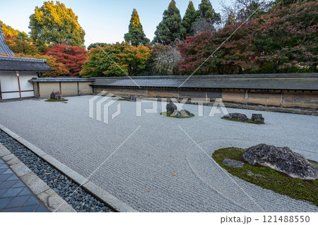 龍安寺の方丈庭園 龍安寺の方丈庭園 121488550