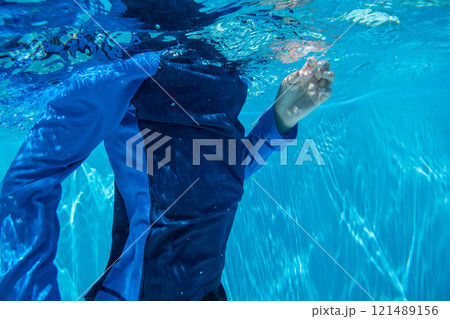 10 years old 121489156