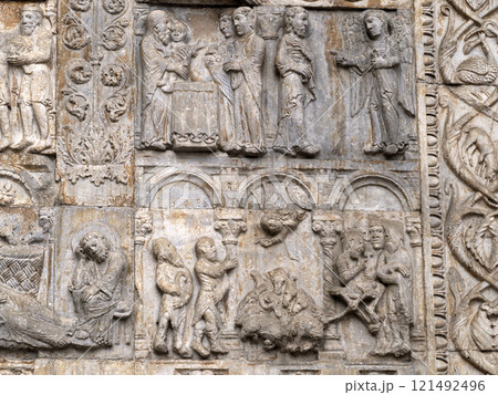 San Zeno Basilica Church in Verona Italy, detail of exterior sculptures and bas relief San Zeno Basilica Church in Verona Italy, detail of exterior sculptures and bas relief 121492496