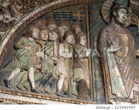 San Zeno Basilica Church in Verona Italy, detail of exterior sculptures and bas relief San Zeno Basilica Church in Verona Italy, detail of exterior sculptures and bas relief 121492497