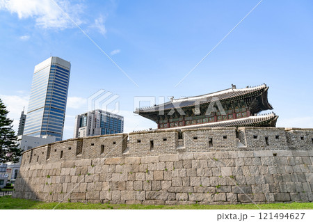 韓国ソウル市　東大門 121494627