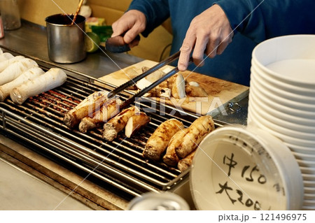 台湾夜市・屋台イメージ・焼きエリンギ 121496975