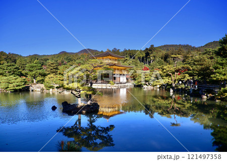 鹿苑寺・金閣寺（京都・北区） 121497358