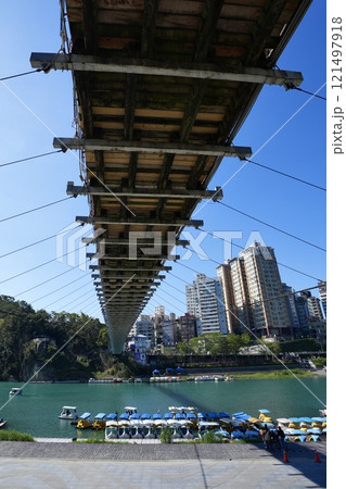 碧潭吊り橋（台湾・新北市新店區） 121497918