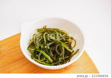 芽昆布の和え物 芽昆布の和え物 121498858