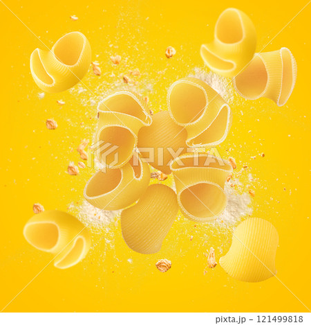 Lumaconi pasta exploding Lumaconi pasta exploding 121499818