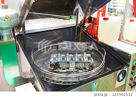 Automatic washing system for engine parts 121502512