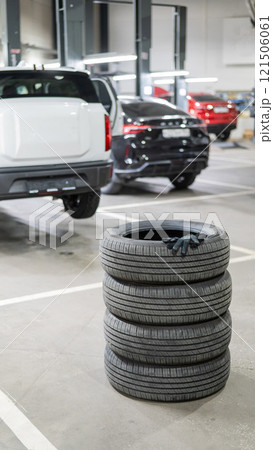 Changing tires for a car according to the season. Changing tires for a car according to the season. 121506061