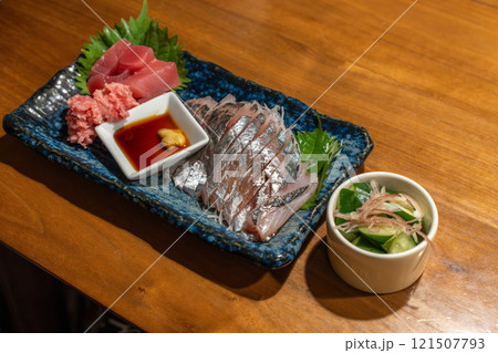 お酒に合う刺身 121507793