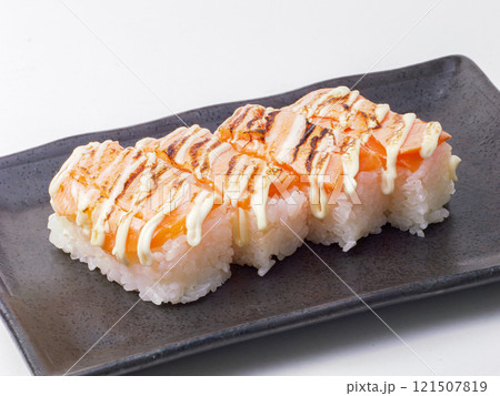 サーモンの押し寿司 料理 サーモンの押し寿司 料理 121507819