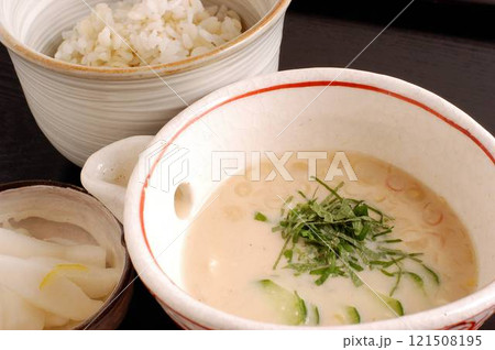 冷や汁と麦ご飯 121508195