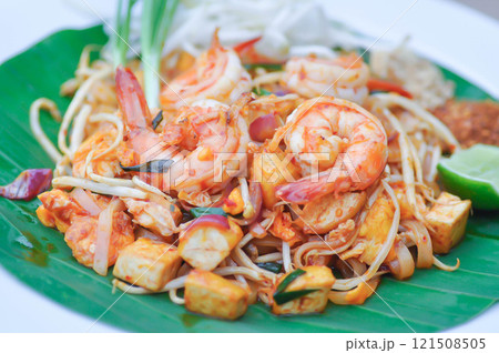 pad thai or stir fried noodle or pan fried noodles 121508505