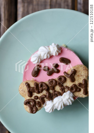 犬用の誕生日ケーキ ペット用のムースケーキ 犬用の誕生日ケーキ ペット用のムースケーキ 121510188